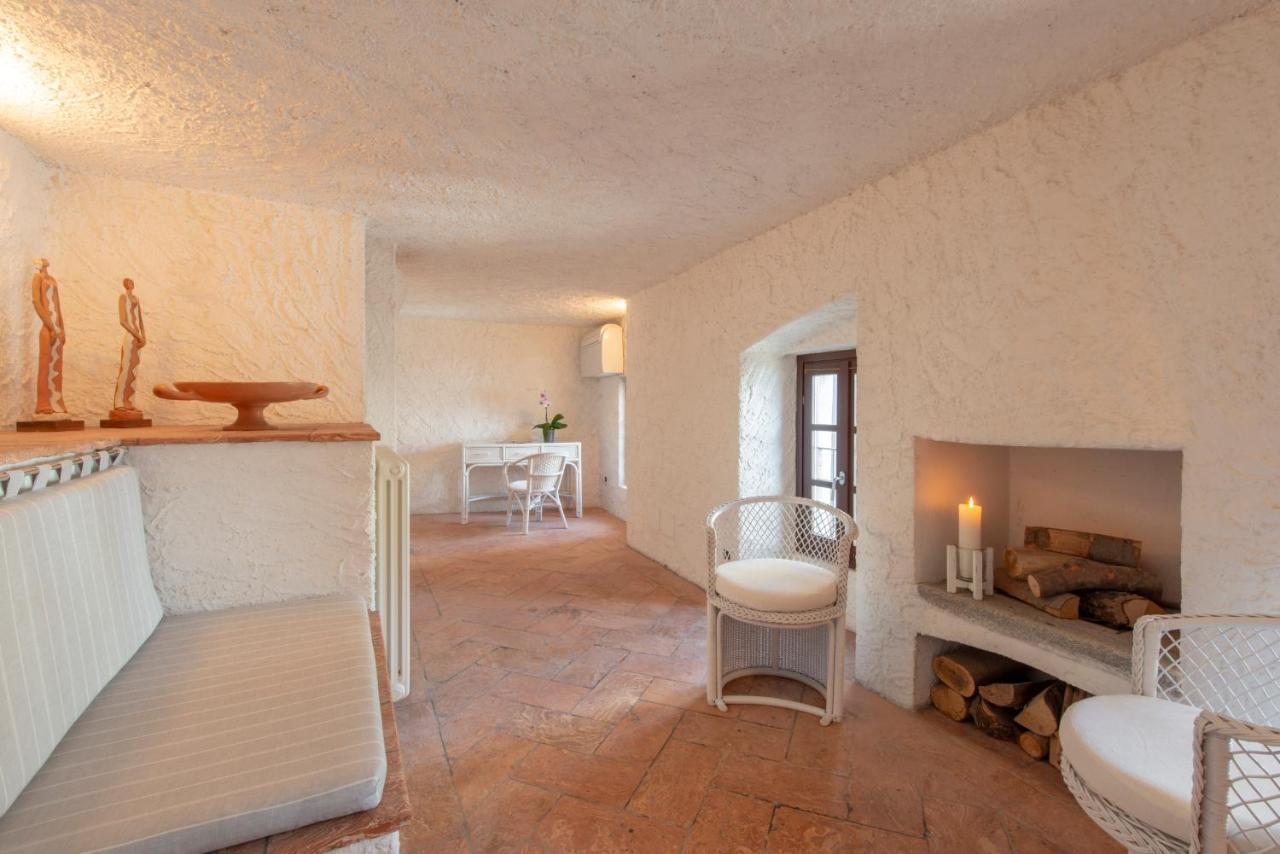 La Filanda - The House Of Travelers Villa Brienno Exteriör bild